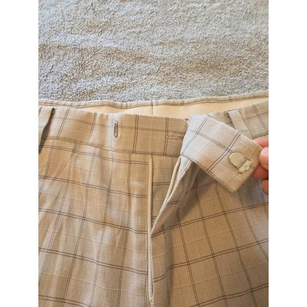Tiger Woods Collection Tan‎ Plaid Shorts Men's Size 40